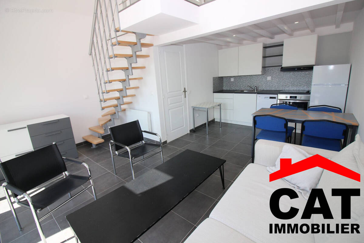 Maison à VERNOU-LA-CELLE-SUR-SEINE