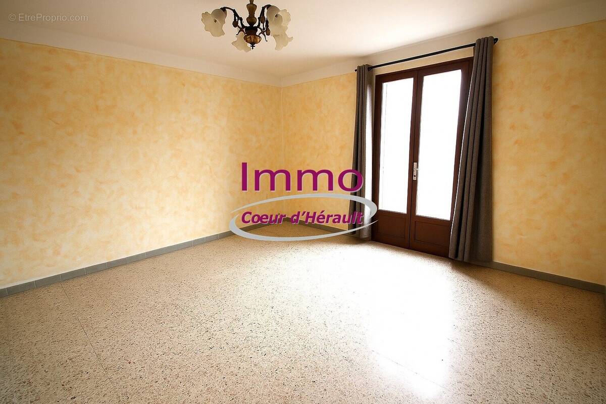 Maison à SAINT-ANDRE-DE-SANGONIS