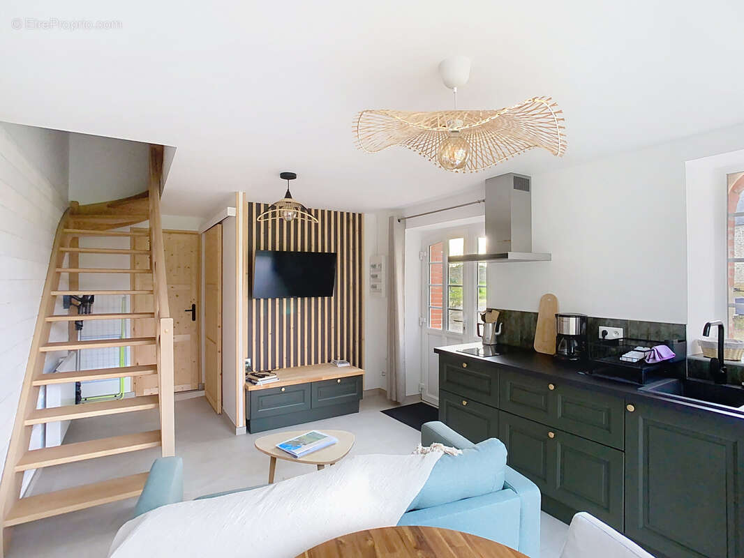 Maison à PICAUVILLE