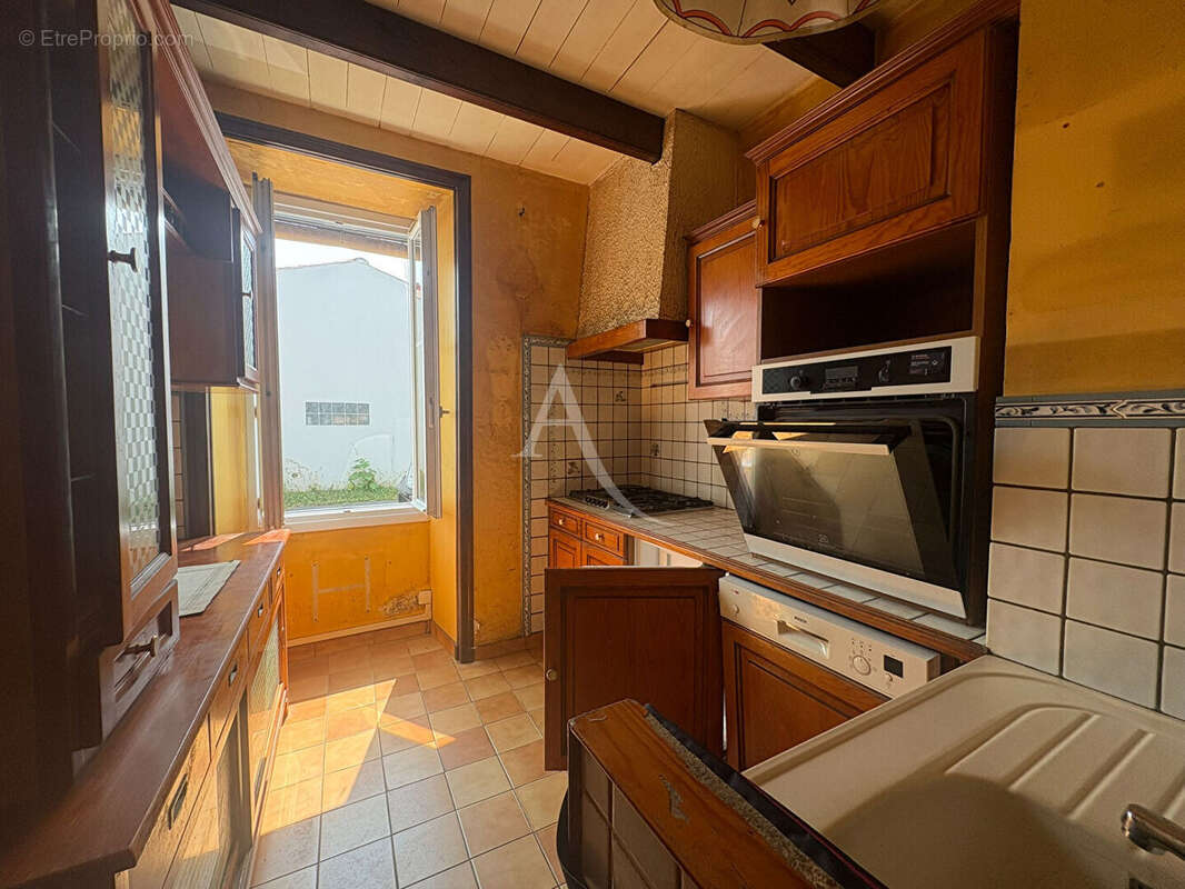 Maison à SAINT-JUST-LUZAC