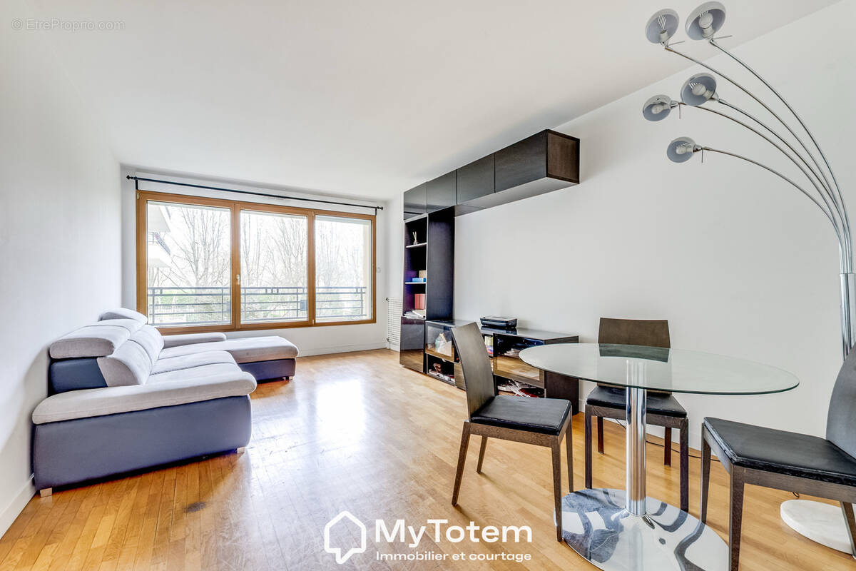 Appartement à LEVALLOIS-PERRET