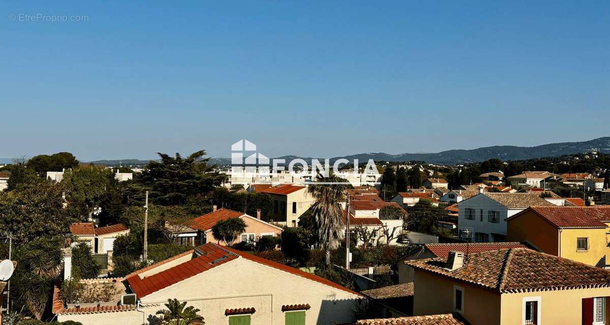 Appartement à SIX-FOURS-LES-PLAGES