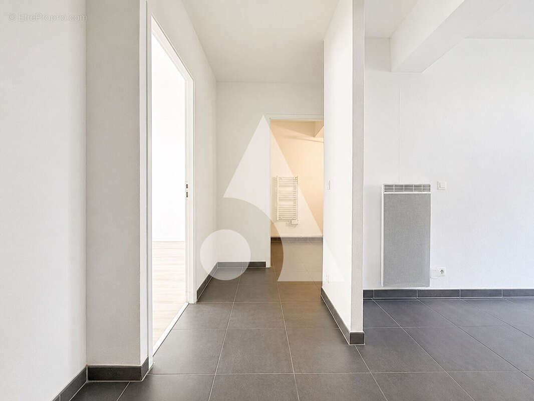 Appartement Le Plessis Pate 3 pièces 66.52 m2 - photo 7