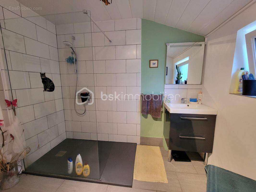 Maison à HEMONSTOIR