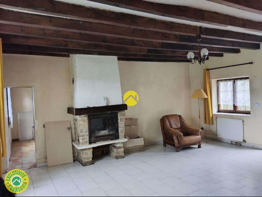 Maison à VALIGNY
