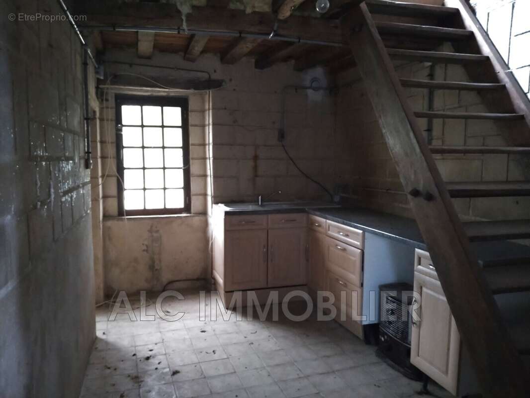 Maison à LIGNIERES-ORGERES