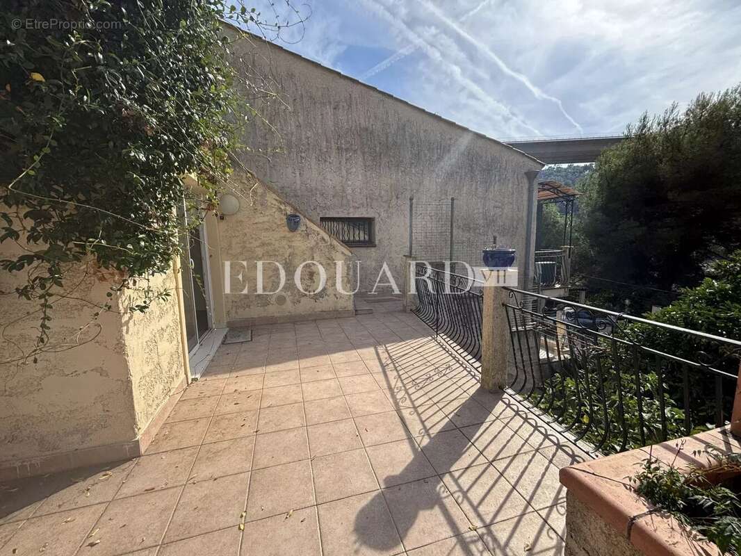Maison à MENTON
