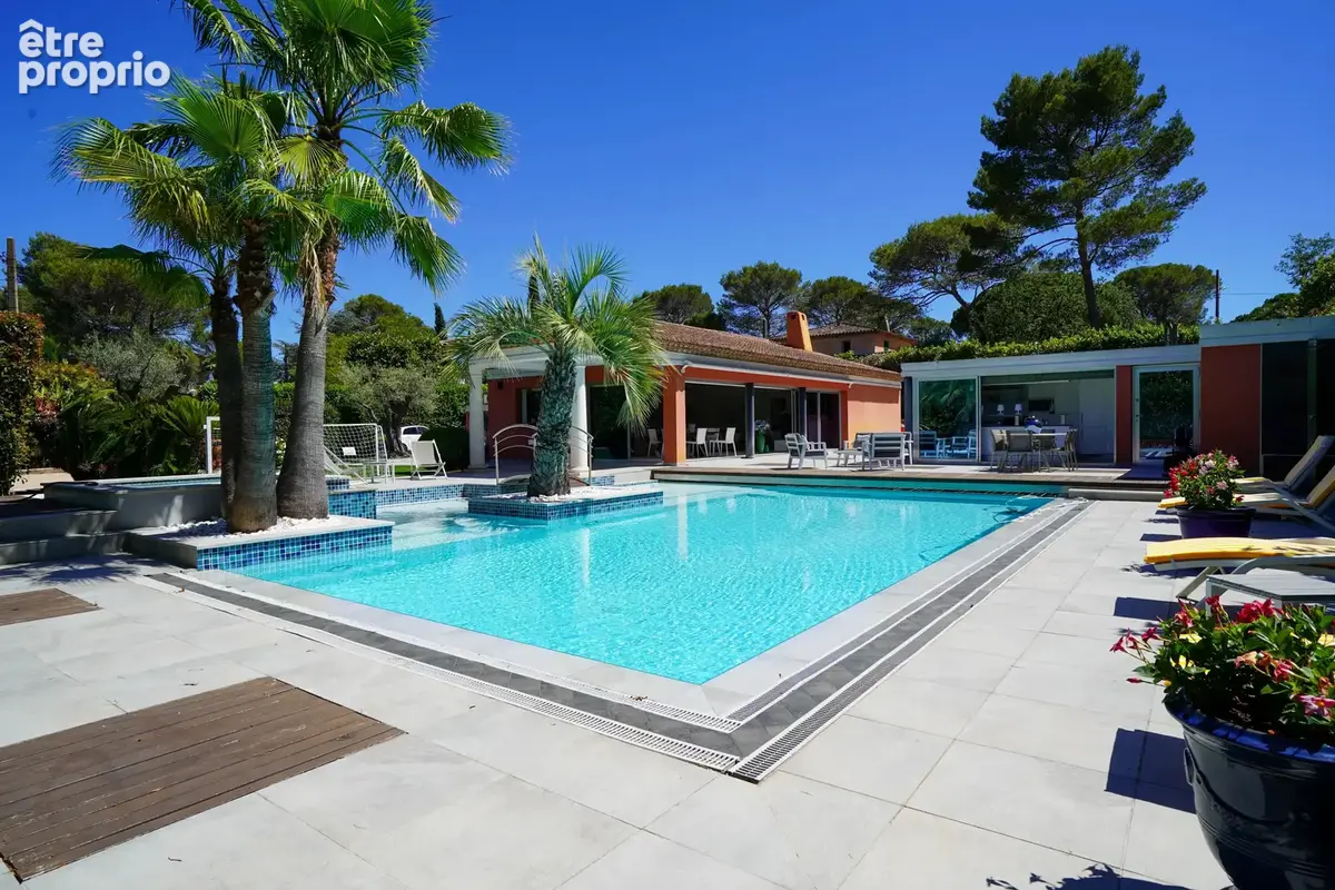 Maison à MOUGINS