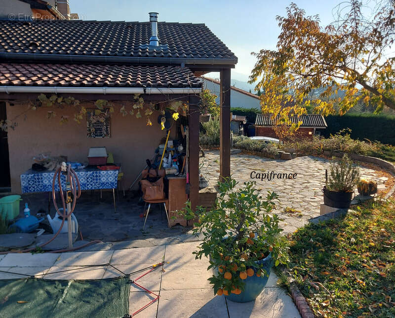 Maison à SAINT-MARTIN-LA-PLAINE