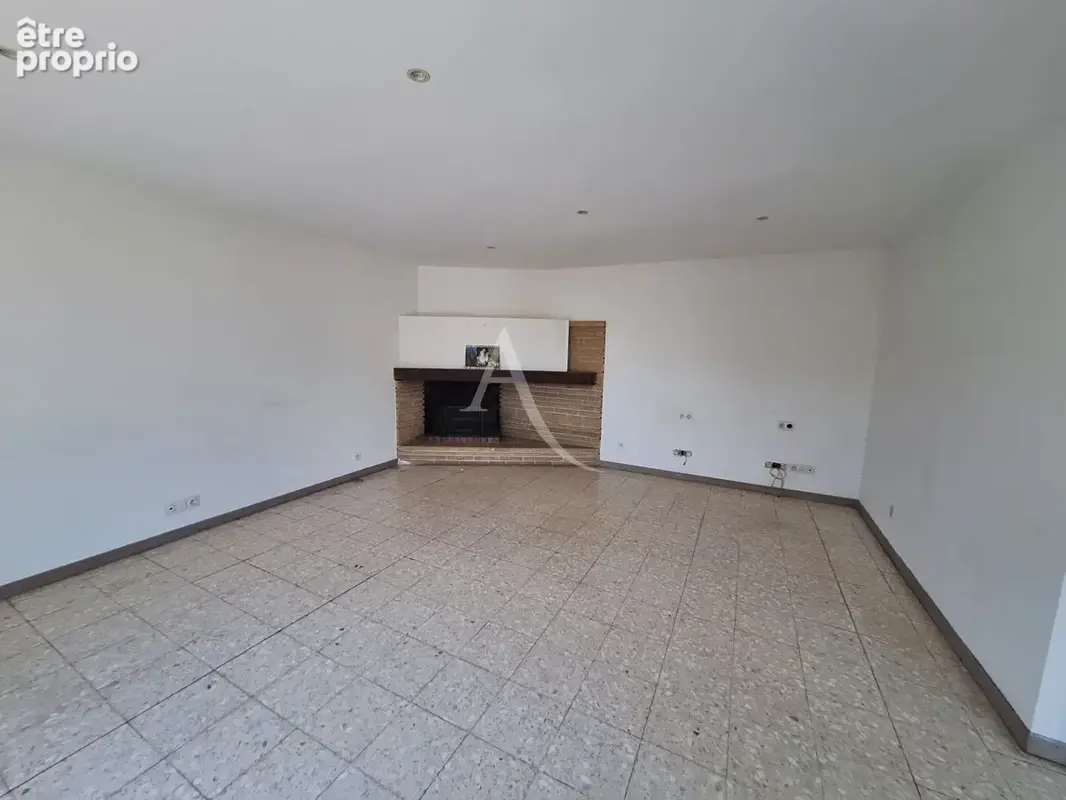 A VENDRE - Corps de ferme /  Appartement et annexes - photo 16