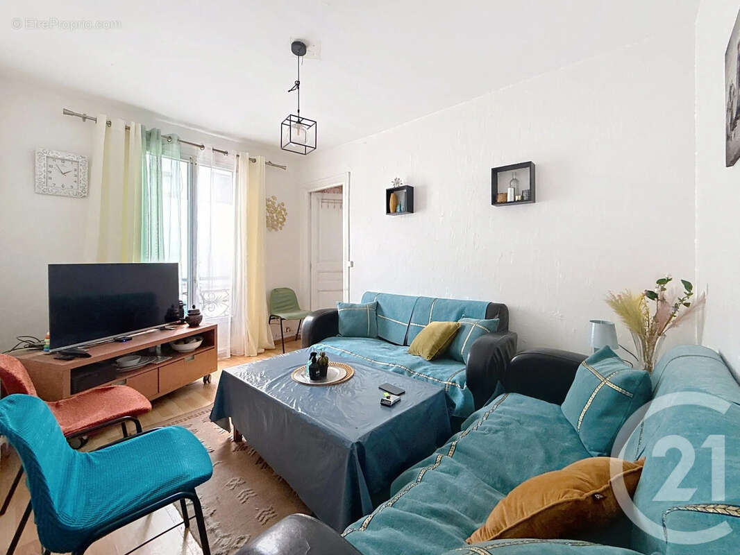 Appartement à PARIS-12E