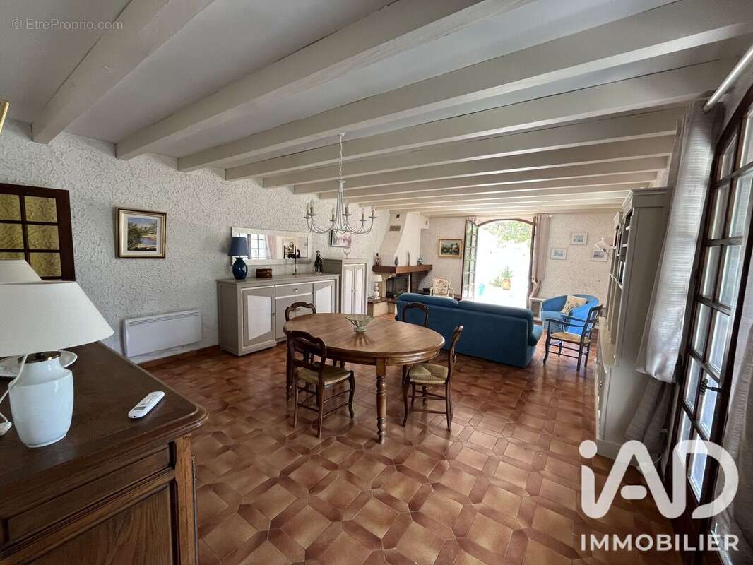 Maison 123 m² à Saint-Martin-D'ardeche  - photo 9