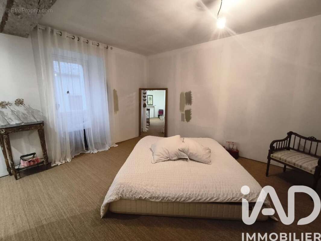 Photo 9 - Maison à BEAULIEU-SUR-LAYON