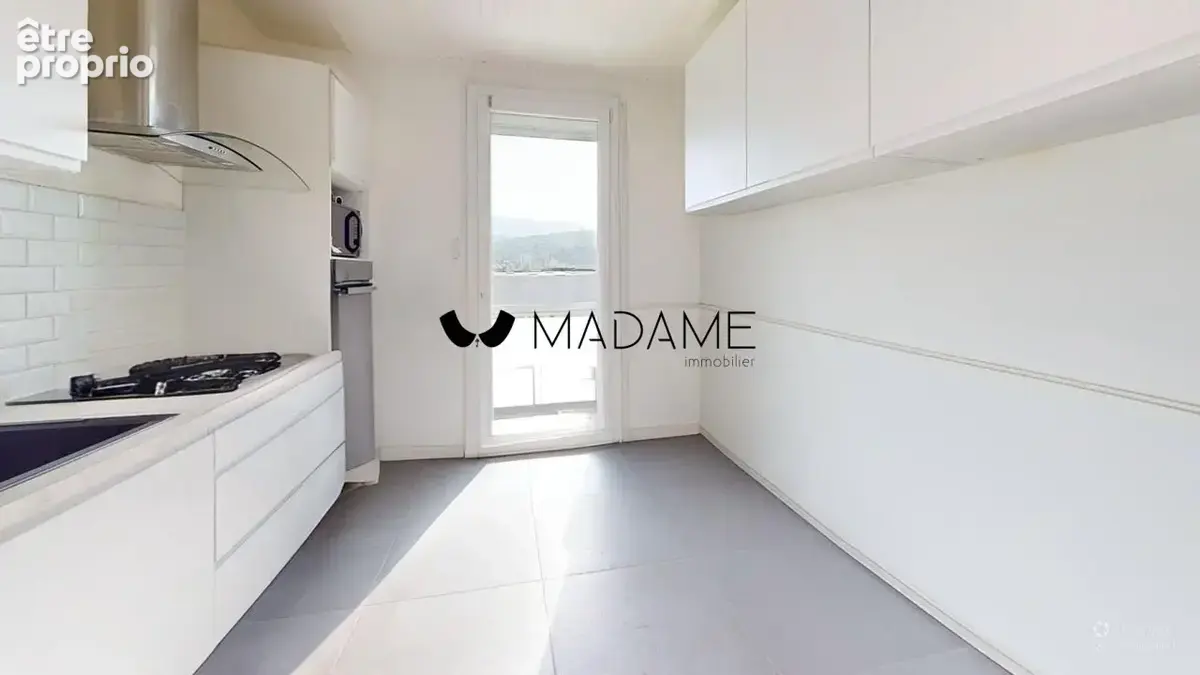 Appartement 3 pièces 72 m² à vendre à Echirolles (38130) - photo 8