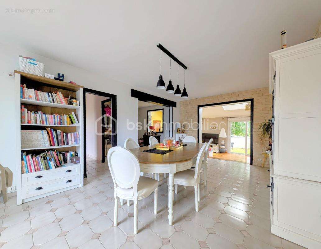 Maison à LUC-SUR-MER