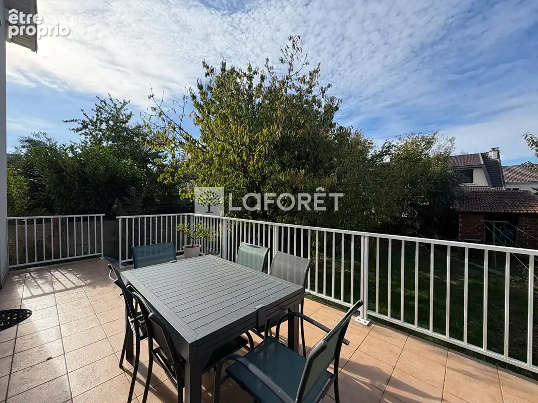 Coup de coeur! Maison Juvisy Sur Orge 7 pièce(s) 140 m2 - photo 5
