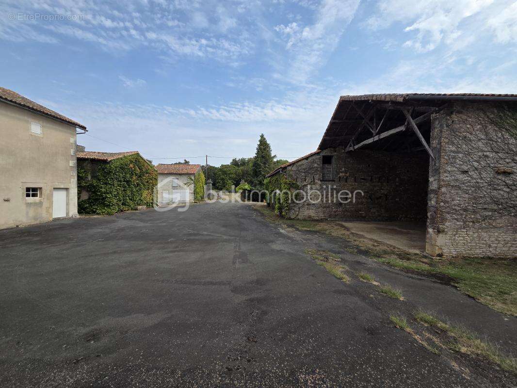 Maison à LA MAGDELEINE