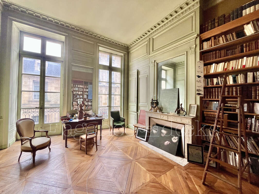 Appartement à BORDEAUX
