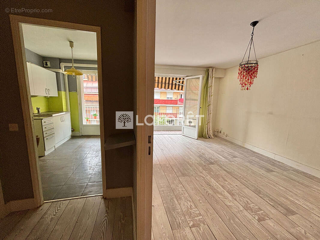 Appartement Saint Laurent Du Var 3 pièce(s) 61 m2 - photo 4