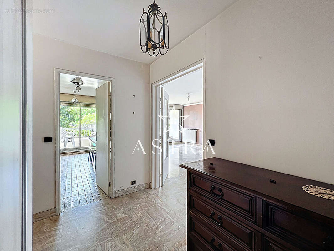 Appartement à LE PLESSIS-ROBINSON