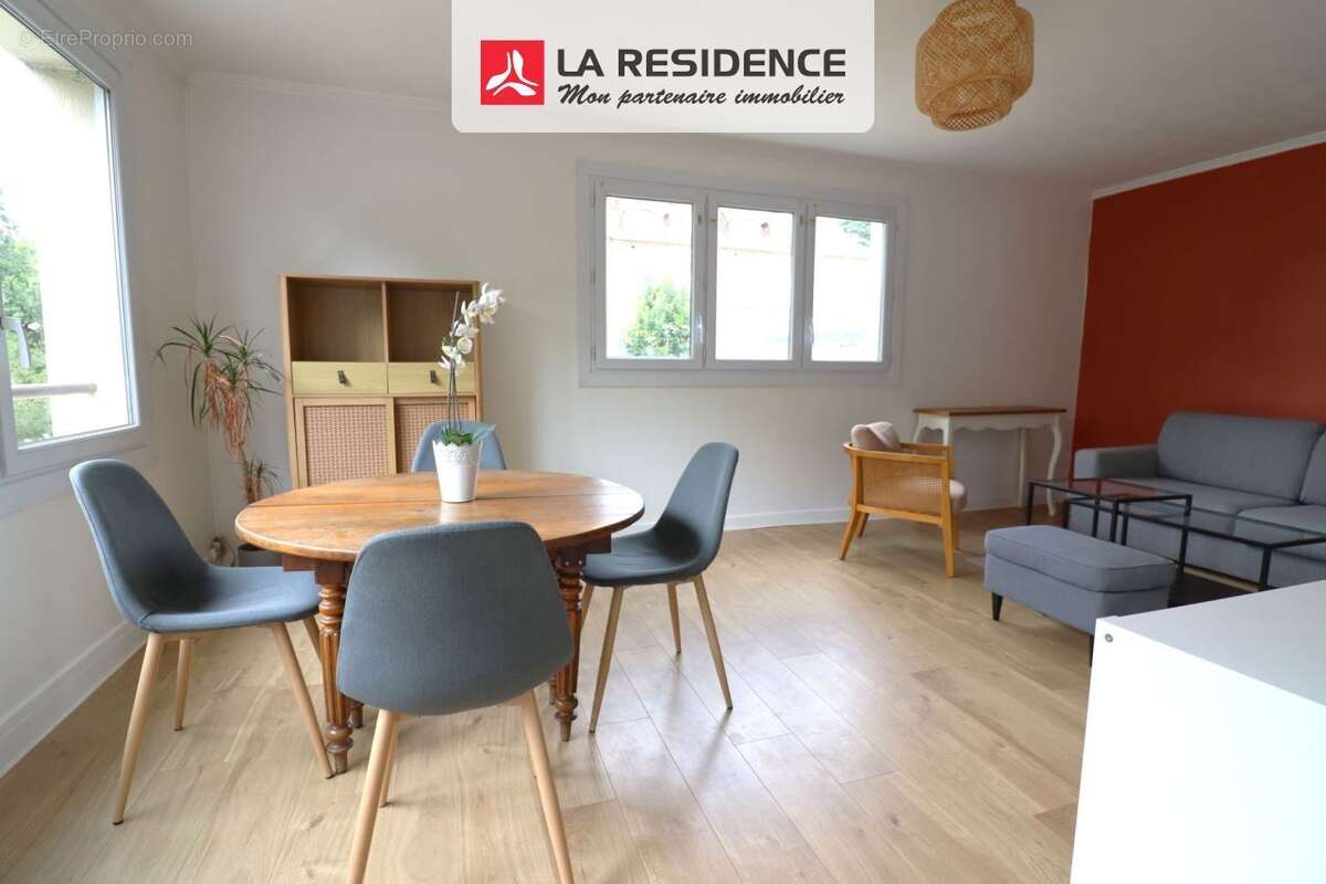 Appartement à VERSAILLES