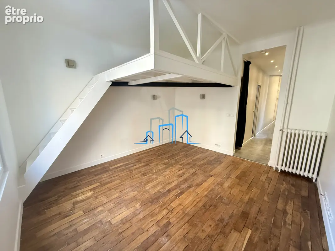 Appartement à PARIS-11E