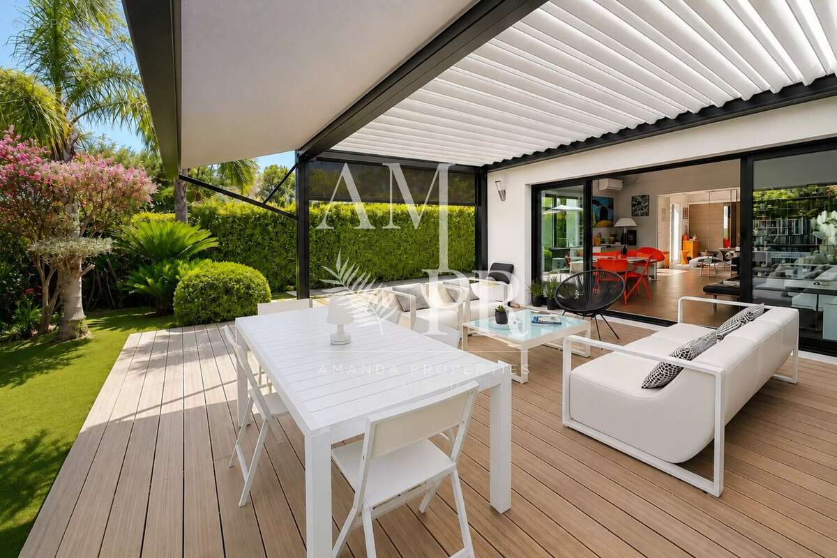 Maison à MOUGINS