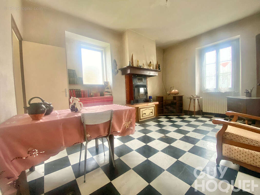 Maison à SAINT-PALAIS