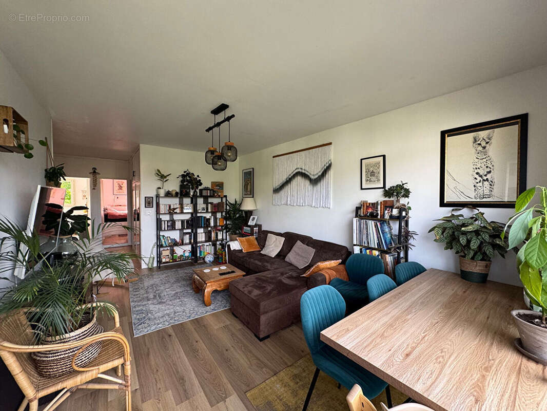 Appartement à CHAVILLE