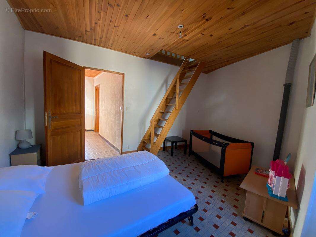 Maison à LARGENTIERE