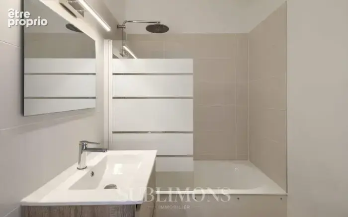 Appartement rénové avec jardinet privatif au coeur de Sainte-A - photo 5