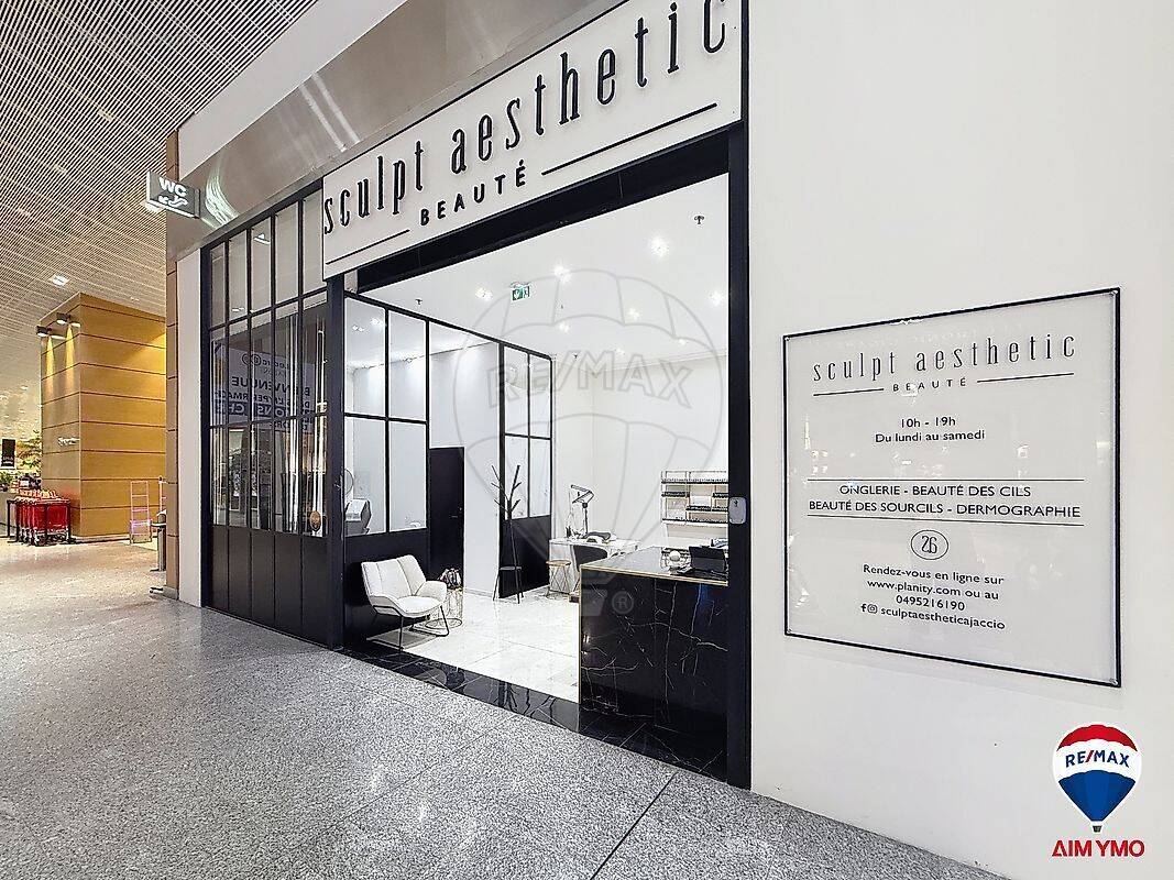 Commerce à SARROLA-CARCOPINO