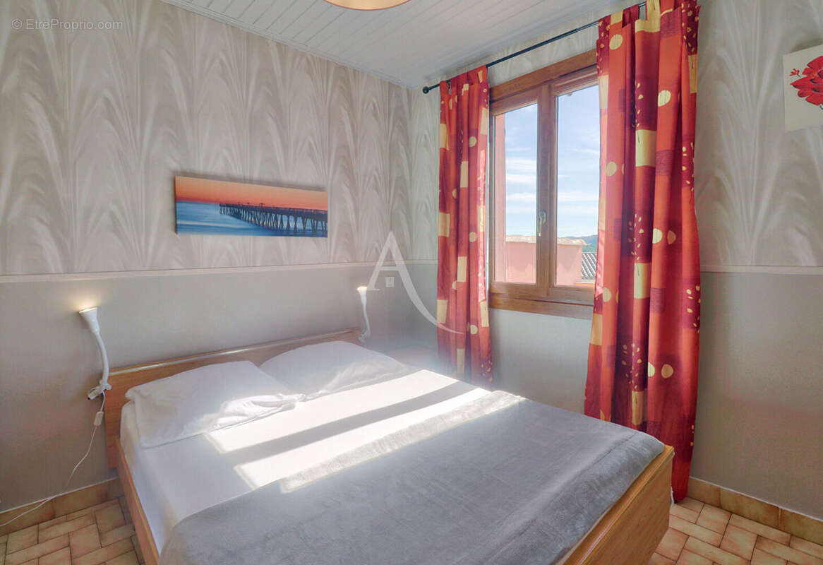 Appartement à GREOUX-LES-BAINS