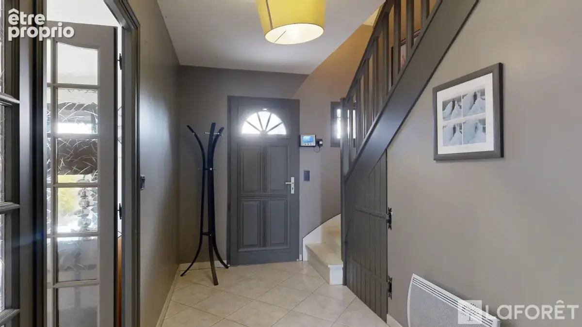 Maison 5 pièces à YZEURE dans quartier résidentiel - photo 14