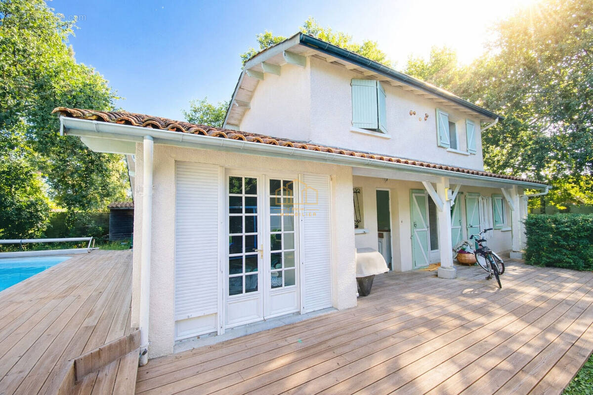 Maison à GUJAN-MESTRAS