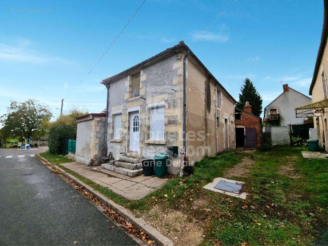 Maison à TRACY-SUR-LOIRE