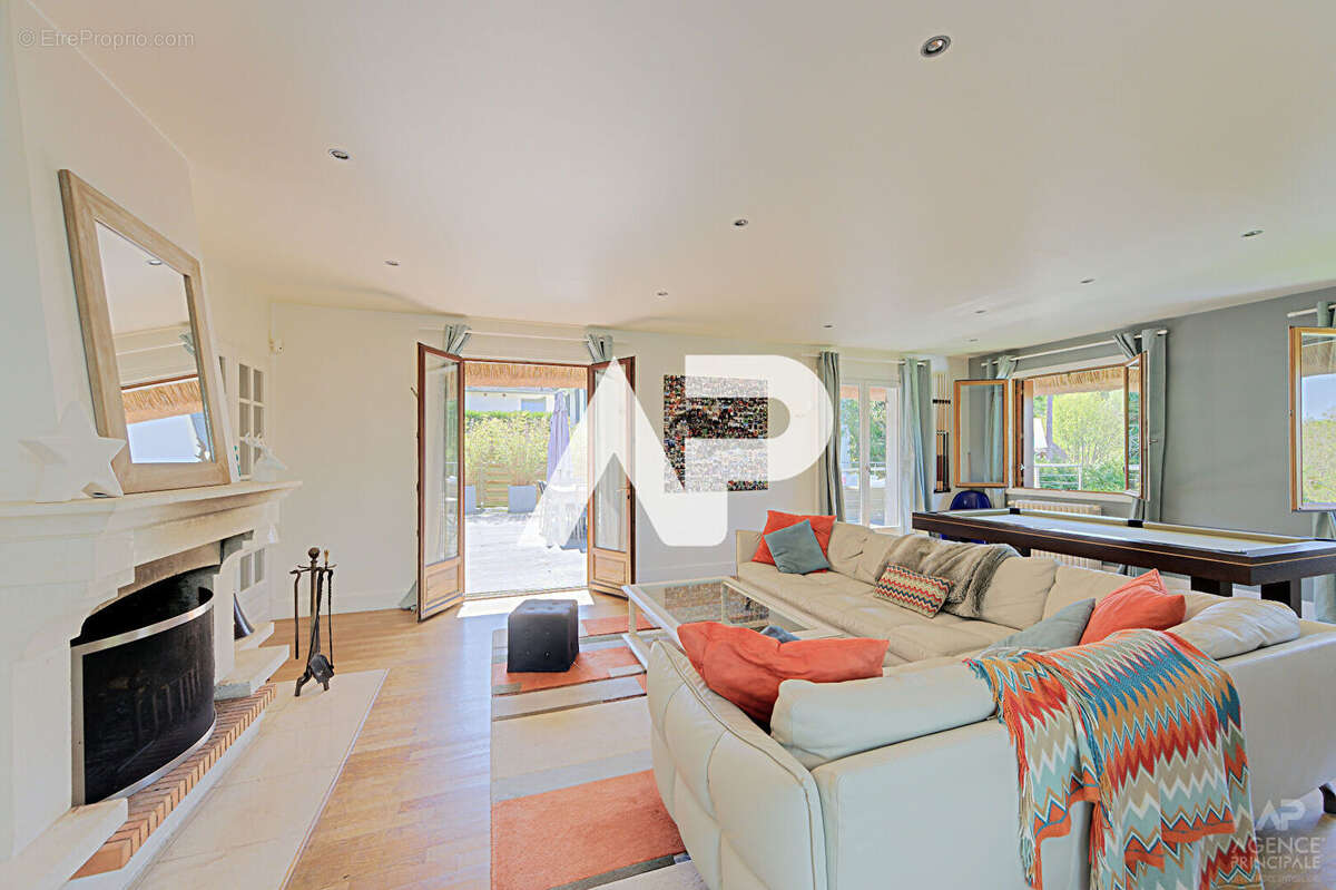 Maison à RUEIL-MALMAISON