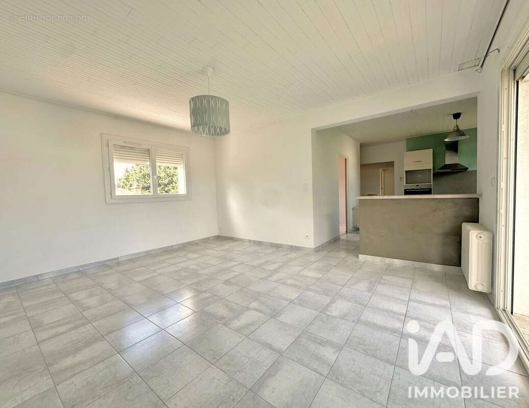 Maison 116 m² à Uzes  - photo 7