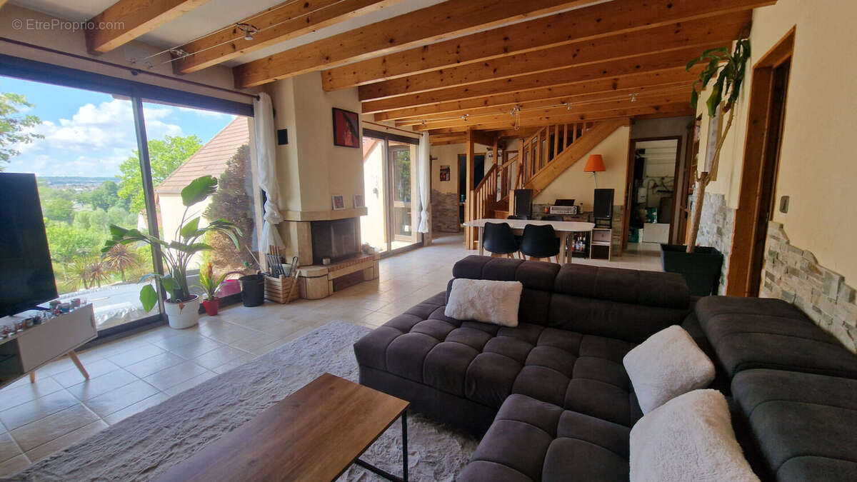 Maison Limay 7 chambres sur 989m² de terrain + 2 garages et 2 parking extérieur - photo 5