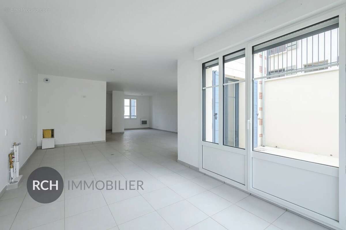 Maison à MONTFORT-L'AMAURY