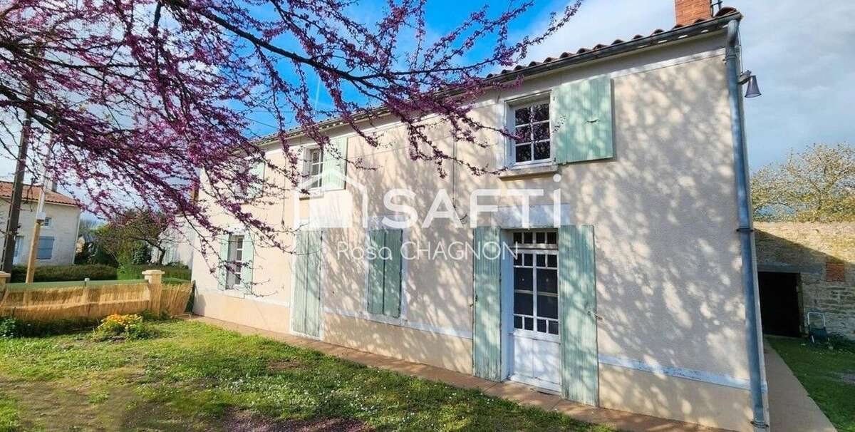 Photo 2 - Maison à LA CAILLERE-SAINT-HILAIRE