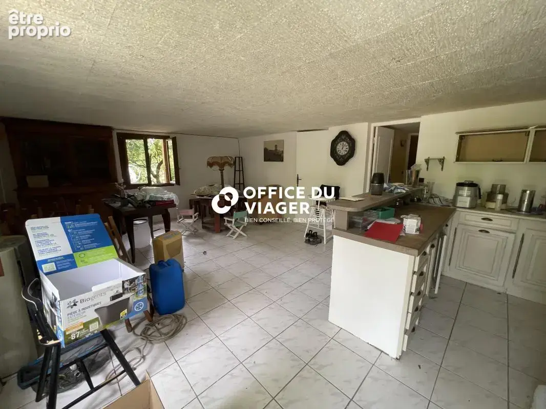 Maison - 184,37 m² - 5 pièces - photo 21