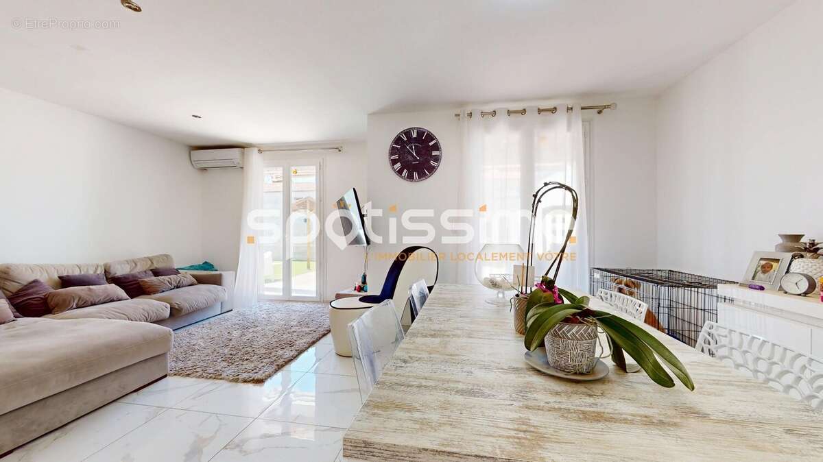 Maison à AGDE