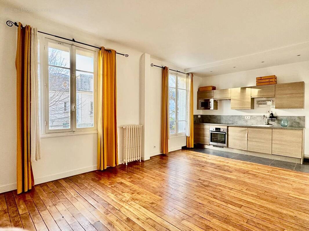 Appartement à BOIS-COLOMBES