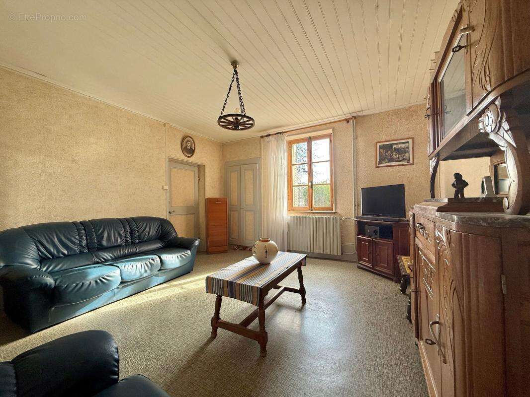Maison 142m² - 4 chambres - (Possibilité pré de 9441 en plus) - photo 7