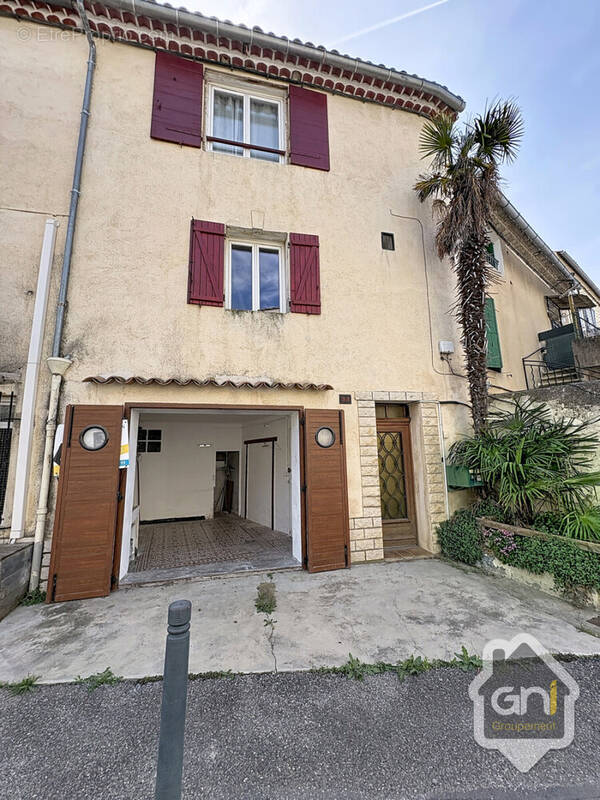 Maison à SENAS