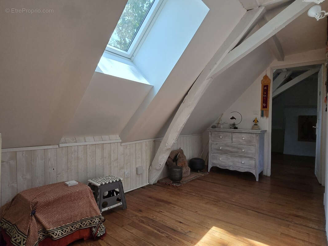 Ensemble de 3 habitations sur un parc de 2ha76 avec étang! - photo 10