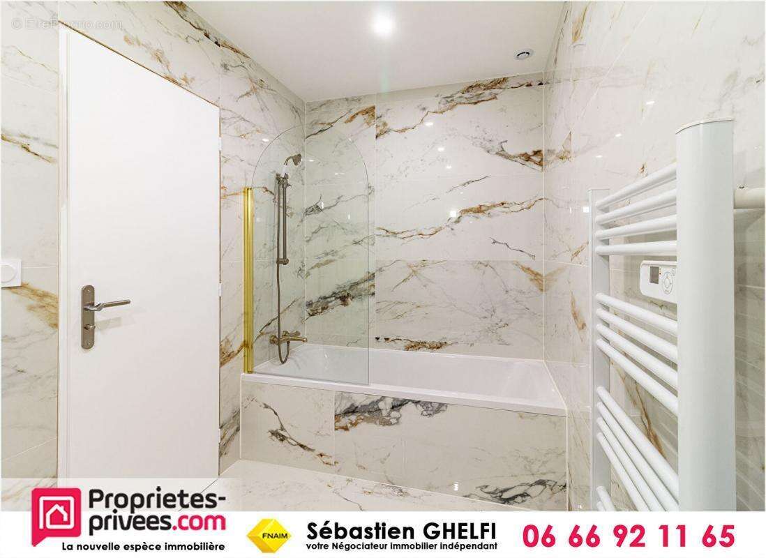 Maison à LES MONTILS