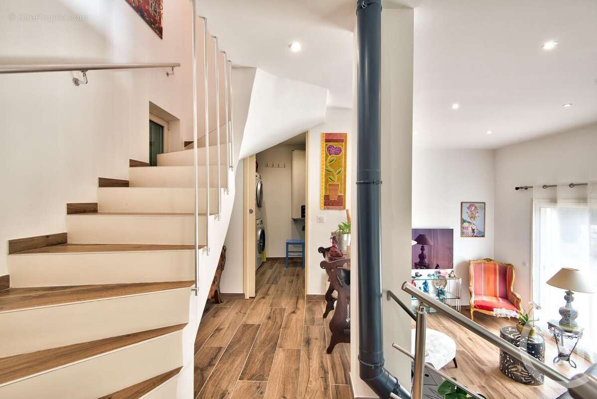 Maison 107 m² à La Turbie  - photo 8