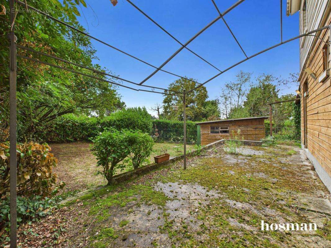 Maison à CARBON-BLANC